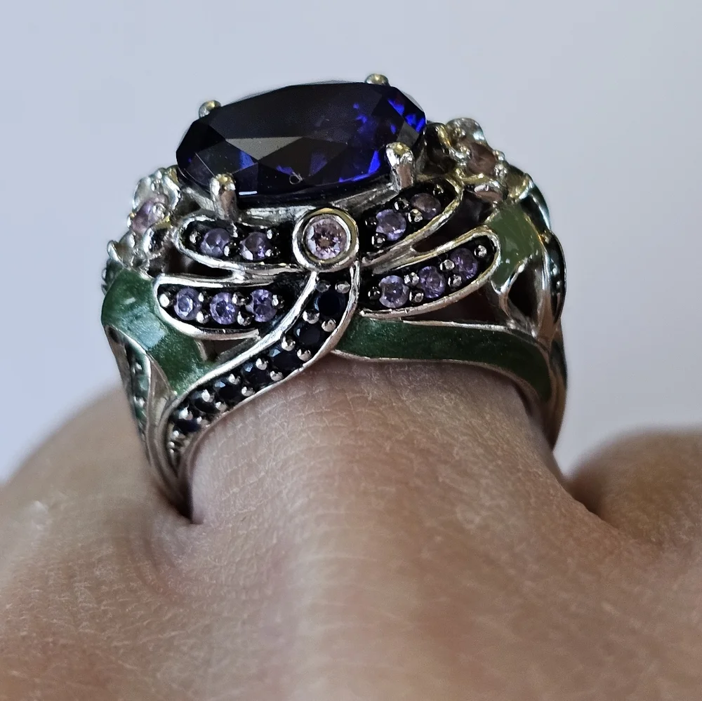 Retired Victoria Wieck Tanzanite and Amethyst Ring in Sterling Silver Sz 8! - Picture 10 of 14